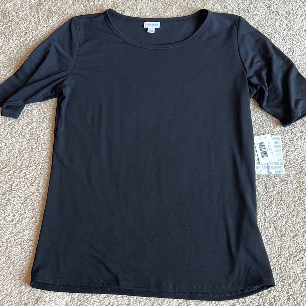 Lularoe Gigi short sleeve black solid shirt top size large